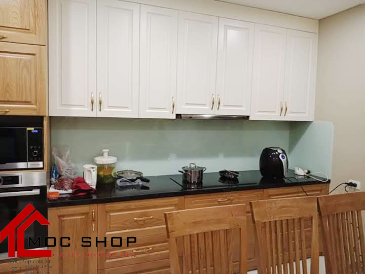 tủ bếp gỗ tự nhiên đẹp tphcm